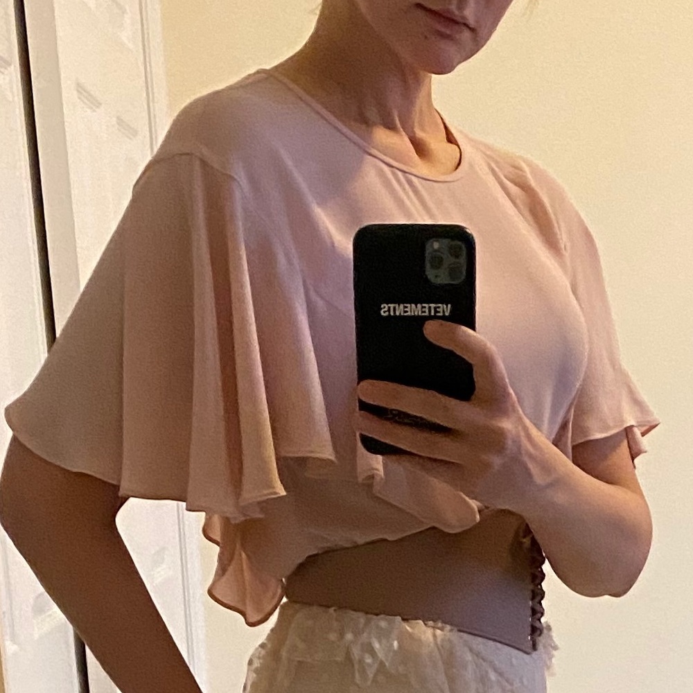 Bcbgmaxazria Ruffle Split Front Top - Picture 11 of 11